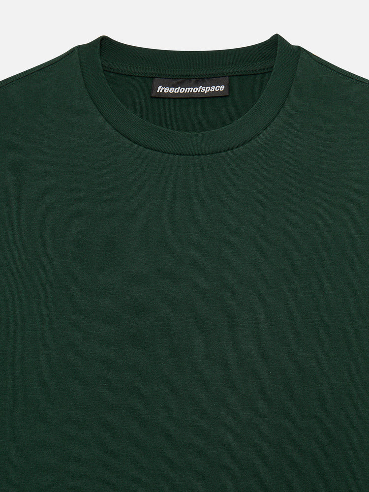 A SIMPLE LONG SLEEVE T-SHIRT GREEN