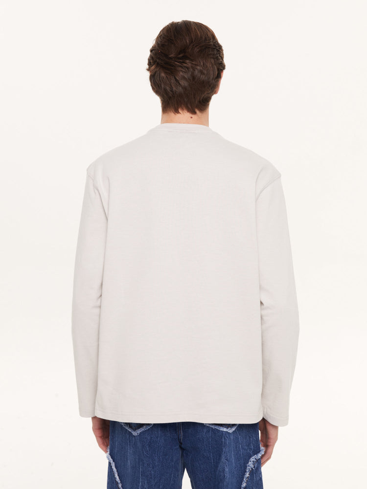 A SIMPLE LONG SLEEVE T-SHIRT GREY