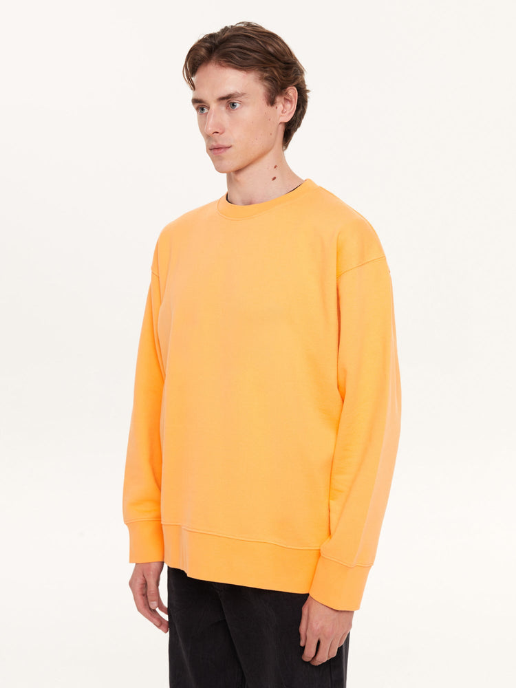 A SIMPLE SWEATSHIRT MELON