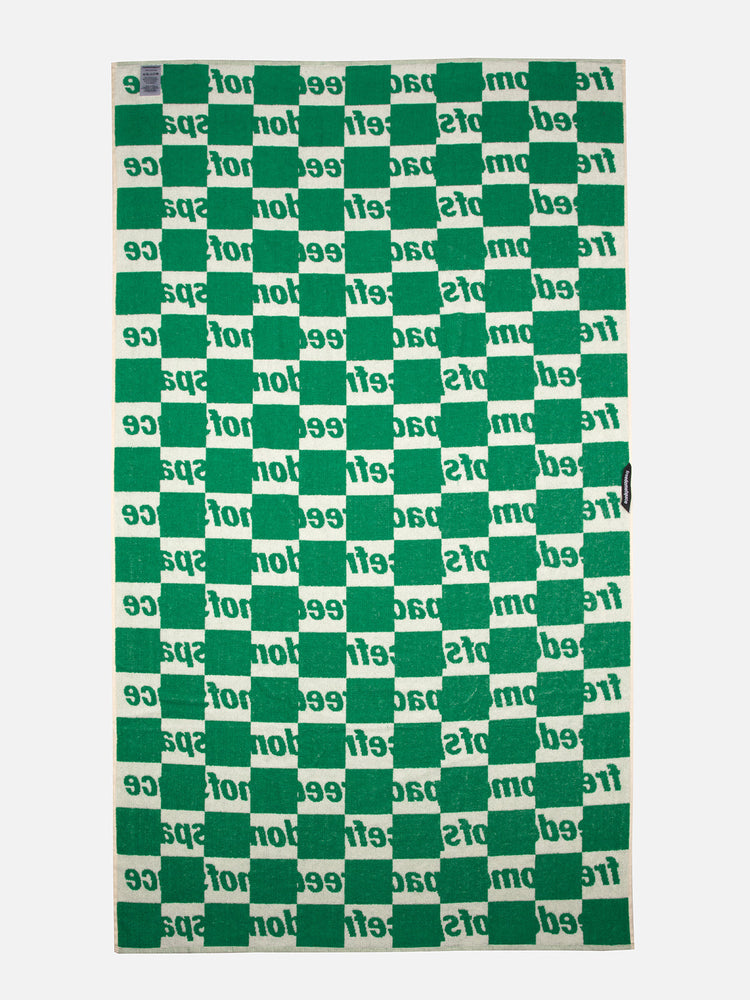 CHECKERED LOGO BEACH TOWEL